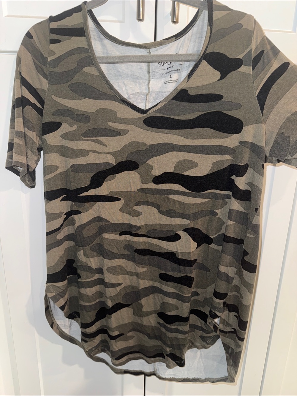 torrid Olive & Black Camo V-Neck Tee